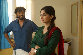 timthumb.php?src=https%3A%2F%2Fimg.studioflicks.com%2Fwp content%2Fuploads%2F2022%2F01%2F09175036%2FAnbarivu Movie HQ Photos 29