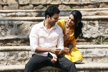 timthumb.php?src=https%3A%2F%2Fimg.studioflicks.com%2Fwp content%2Fuploads%2F2022%2F04%2F29085332%2FHostel Tamil Movie Images 2