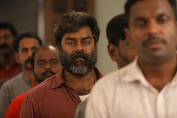 timthumb.php?src=https%3A%2F%2Fimg.studioflicks.com%2Fwp content%2Fuploads%2F2022%2F05%2F06161935%2FVisithiran Movie HQ Images 22