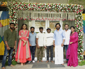 timthumb.php?src=https%3A%2F%2Fimg.studioflicks.com%2Fwp content%2Fuploads%2F2022%2F07%2F08010153%2FViruman Movie Pooja Images 3