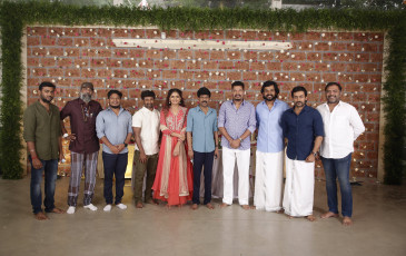 timthumb.php?src=https%3A%2F%2Fimg.studioflicks.com%2Fwp content%2Fuploads%2F2022%2F07%2F08010210%2FViruman Movie Pooja Images 2