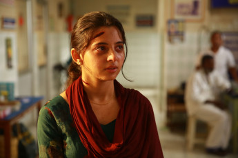 timthumb.php?src=https%3A%2F%2Fimg.studioflicks.com%2Fwp content%2Fuploads%2F2023%2F02%2F05130149%2FAyothi Movie HD Images 16