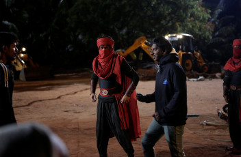 timthumb.php?src=https%3A%2F%2Fimg.studioflicks.com%2Fwp content%2Fuploads%2F2023%2F05%2F05190155%2FVeeran Movie HD Images 6