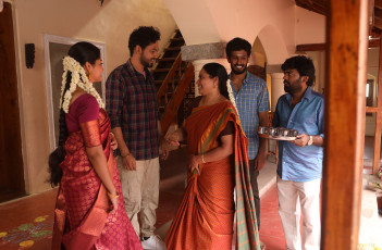 timthumb.php?src=https%3A%2F%2Fimg.studioflicks.com%2Fwp content%2Fuploads%2F2023%2F05%2F05190249%2FVeeran Movie HD Images 11