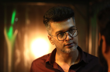 timthumb.php?src=https%3A%2F%2Fimg.studioflicks.com%2Fwp content%2Fuploads%2F2023%2F05%2F05190641%2FVeeran Movie HD Images 29
