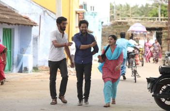 timthumb.php?src=https%3A%2F%2Fimg.studioflicks.com%2Fwp content%2Fuploads%2F2023%2F05%2F05190708%2FVeeran Movie HD Images 31