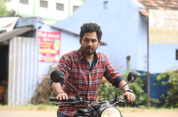 timthumb.php?src=https%3A%2F%2Fimg.studioflicks.com%2Fwp content%2Fuploads%2F2023%2F05%2F05190936%2FVeeran Movie HD Images 42