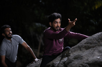 timthumb.php?src=https%3A%2F%2Fimg.studioflicks.com%2Fwp content%2Fuploads%2F2023%2F05%2F05191130%2FVeeran Movie HD Images 52