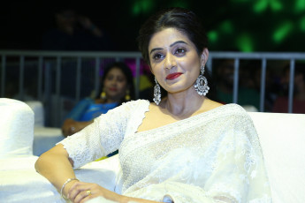 timthumb.php?src=https%3A%2F%2Fimg.studioflicks.com%2Fwp content%2Fuploads%2F2023%2F05%2F08134417%2FPriyamani at Custody Movie Pre Release Event Images 1